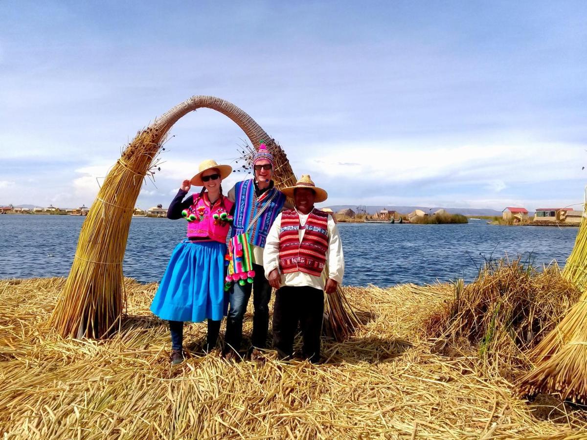 Alojamiento Flotante Del Titicaca Albergue Puno Exterior foto