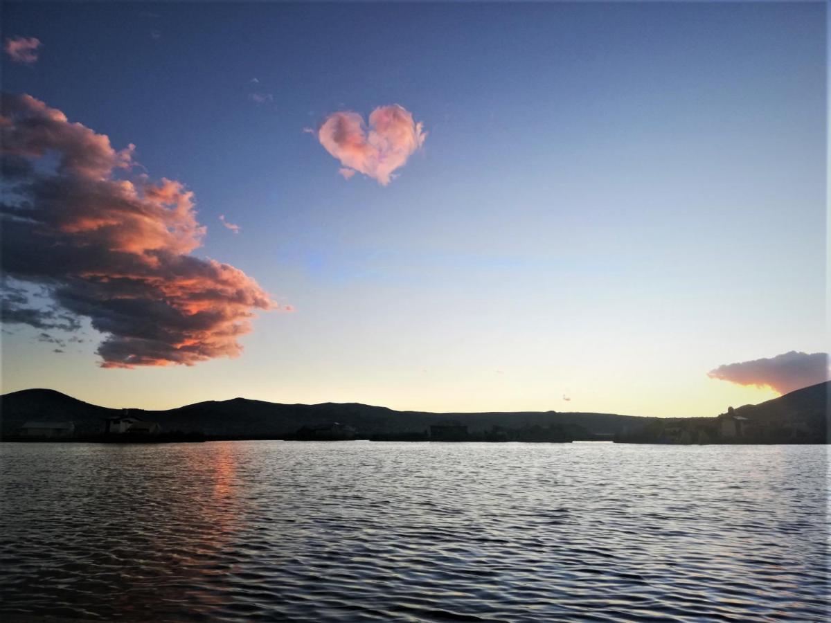 Alojamiento Flotante Del Titicaca Albergue Puno Exterior foto