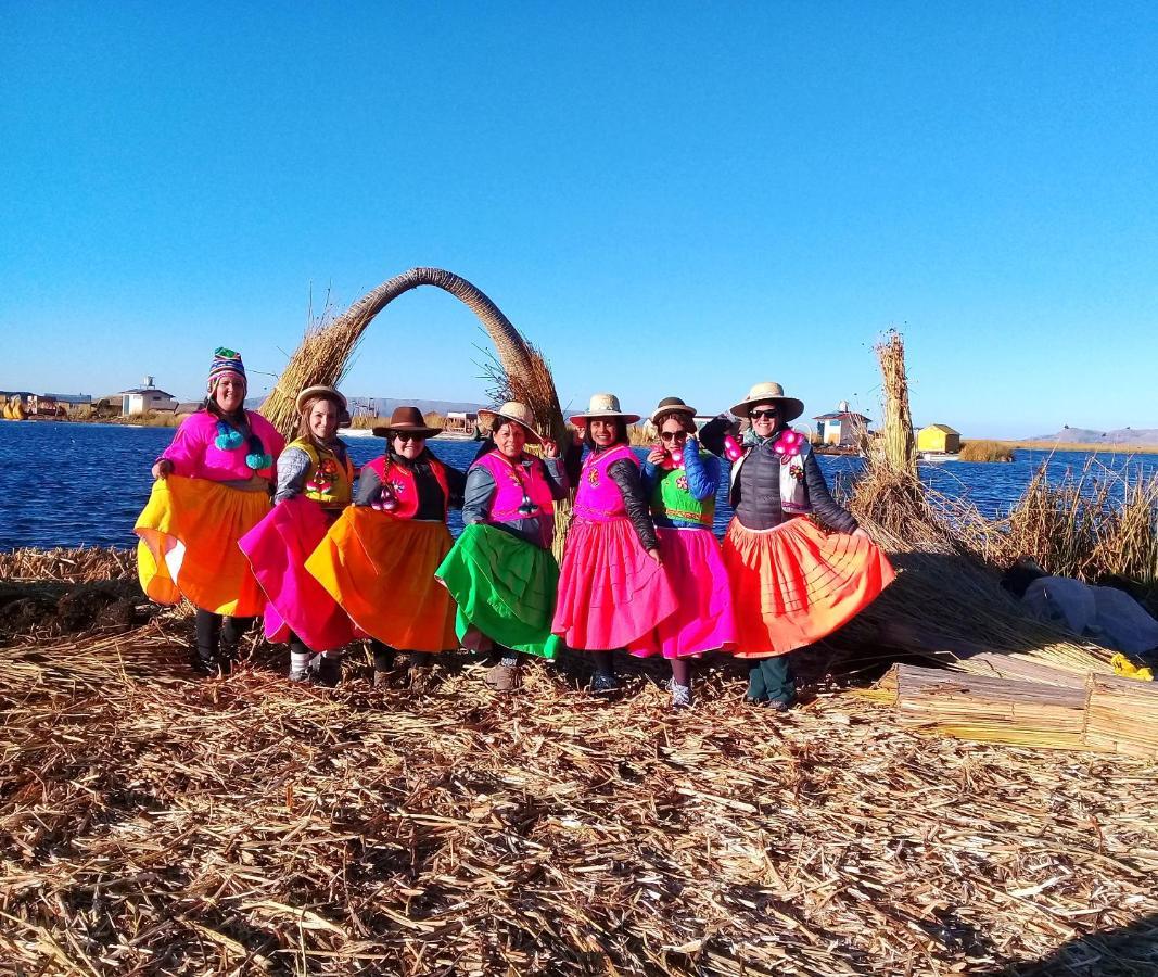 Alojamiento Flotante Del Titicaca Albergue Puno Exterior foto